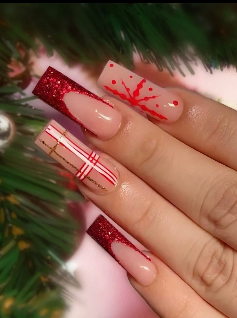 Santa Baby Nails