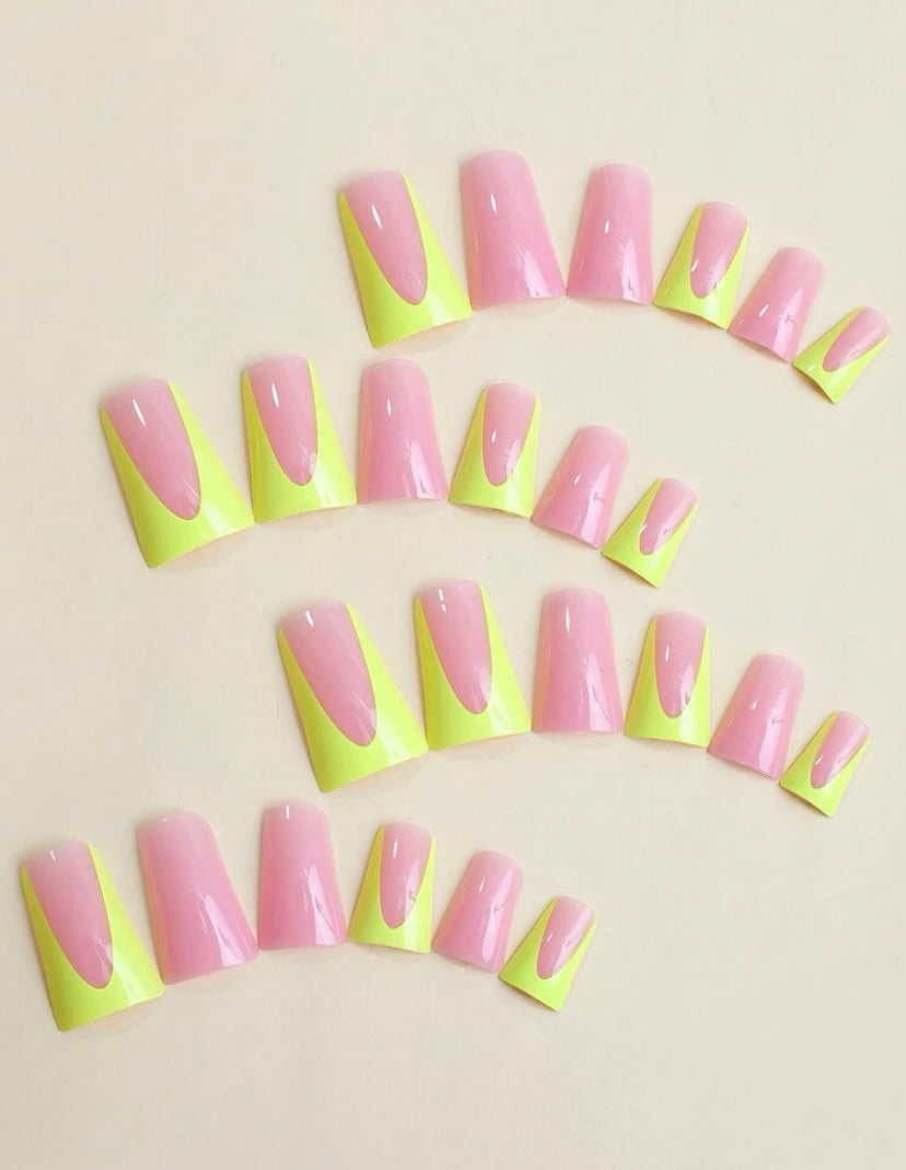 The IT GIRL Press On Nails